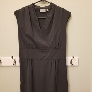 Athleta grey dress with pockets